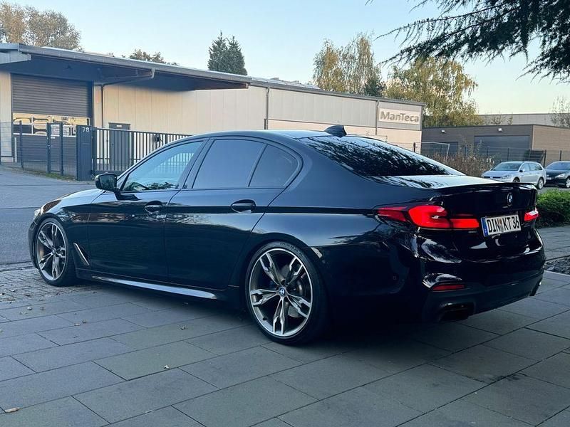 Gebraucht BMW M550 Performance 400 PS (294 kW) 2017 Schwarz Limousine