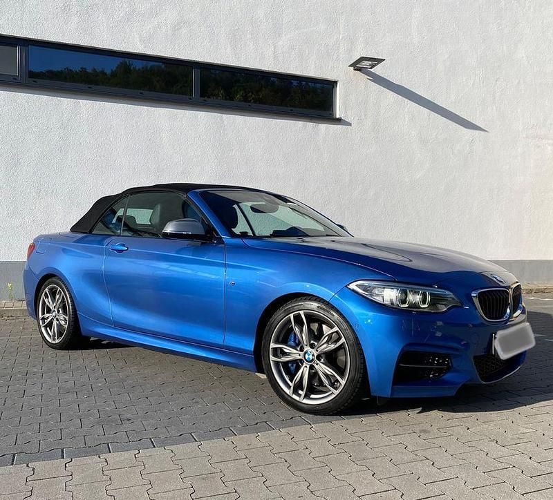 Blau Gebraucht 2017 BMW M240 M Sport Cabrio | 25.290 € (Guter Preis) - Bild 1/4