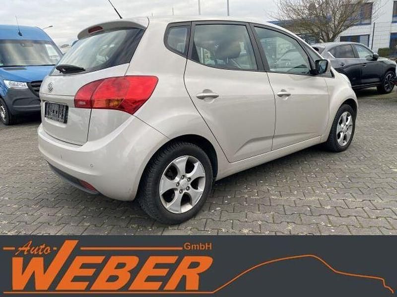 Gebraucht Kia Venga Spirit 125 PS (91 kW) 2012 Silber Kleinwagen
