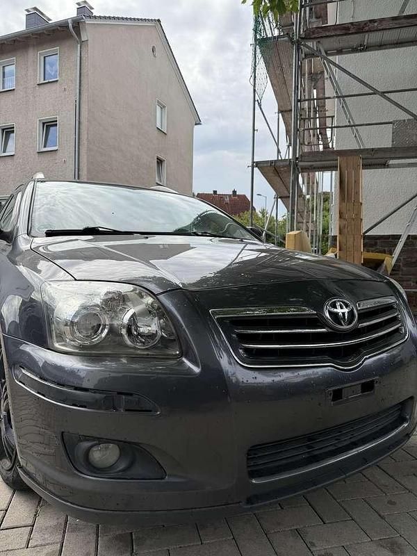 Gebraucht 2007 Toyota Avensis Executive Kombi | 1.600 € (Fairer Preis) - Bild 1/4