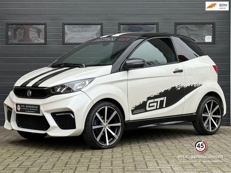 Weiß Gebraucht 2021 Aixam Coupe GTI Coupé | 15.750 € (Teuer) - Bild 1/4
