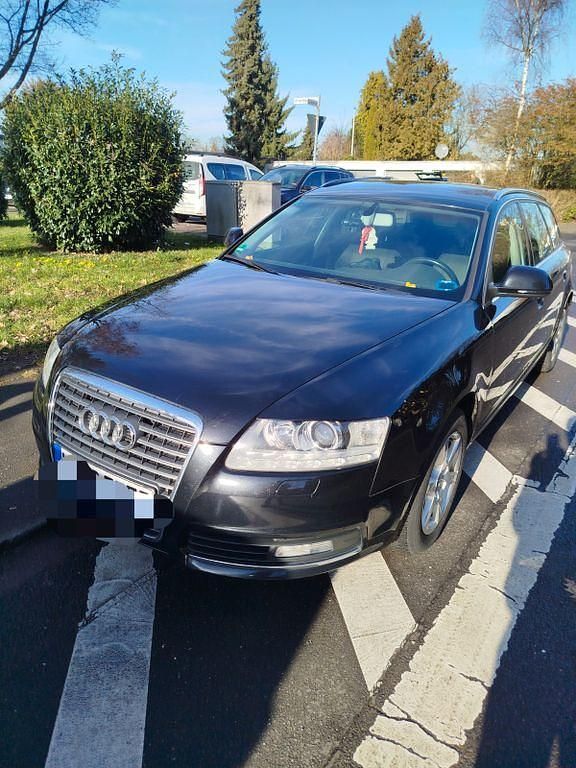 Gebraucht Audi A6 Ambiente 170 PS (125 kW) 2010 Schwarz Kombi
