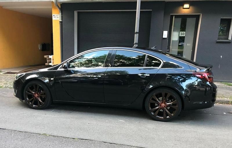 Schwarz Gebraucht 2015 Opel Insignia Limousine | 7.500 € (Fairer Preis) - Bild 1/4