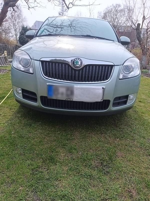Gebraucht Skoda Fabia 105 PS (77 kW) 2010 Grau Kombi