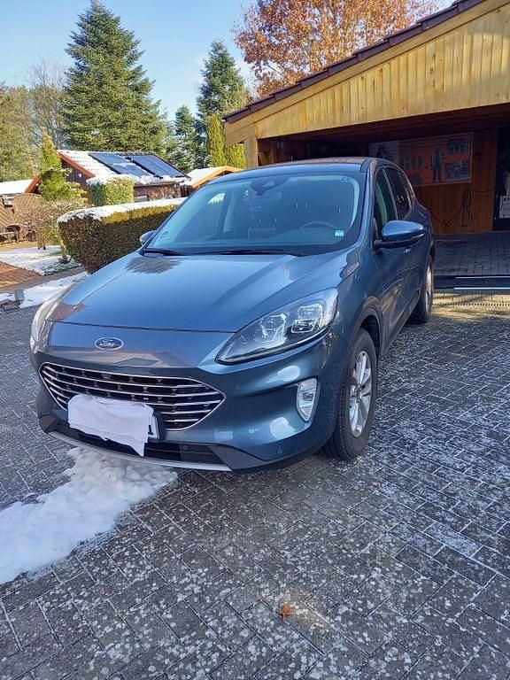 Gebraucht Ford Kuga Titanium 120 PS (88 kW) 2020 Blau SUV
