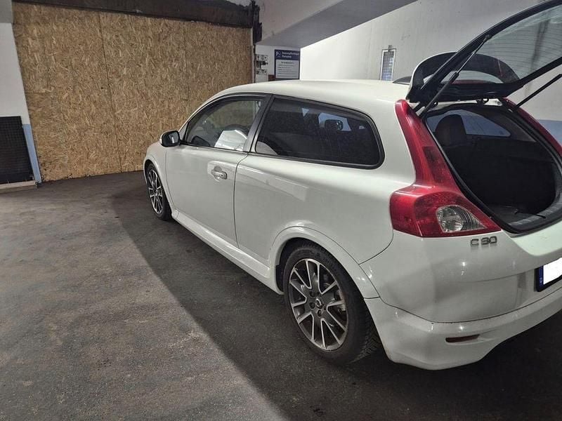Gebraucht Volvo C30 170 PS (125 kW) 2007 Weiß Kleinwagen