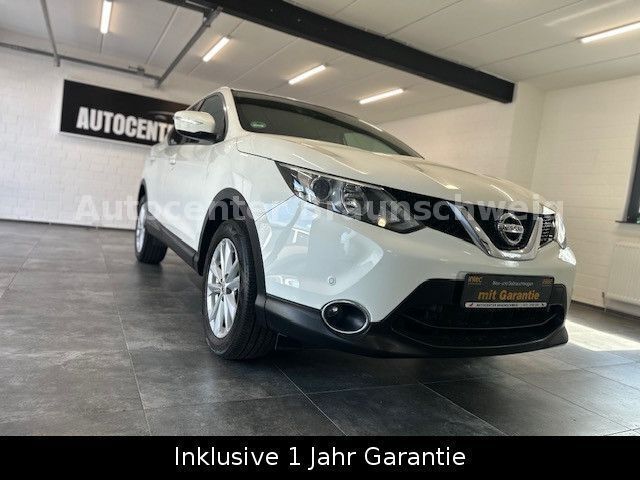 Weiß Gebraucht 2014 Nissan Qashqai Acenta SUV | 8.400 € (Fairer Preis) - Bild 1/4