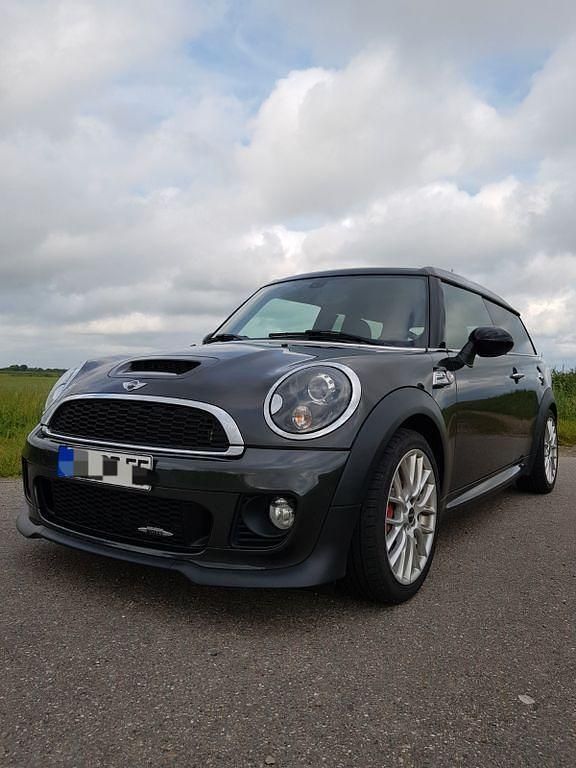 Grau Gebraucht 2012 Mini John Cooper Works Clubman Kombi | 10.500 € (Fairer Preis) - Bild 1/4
