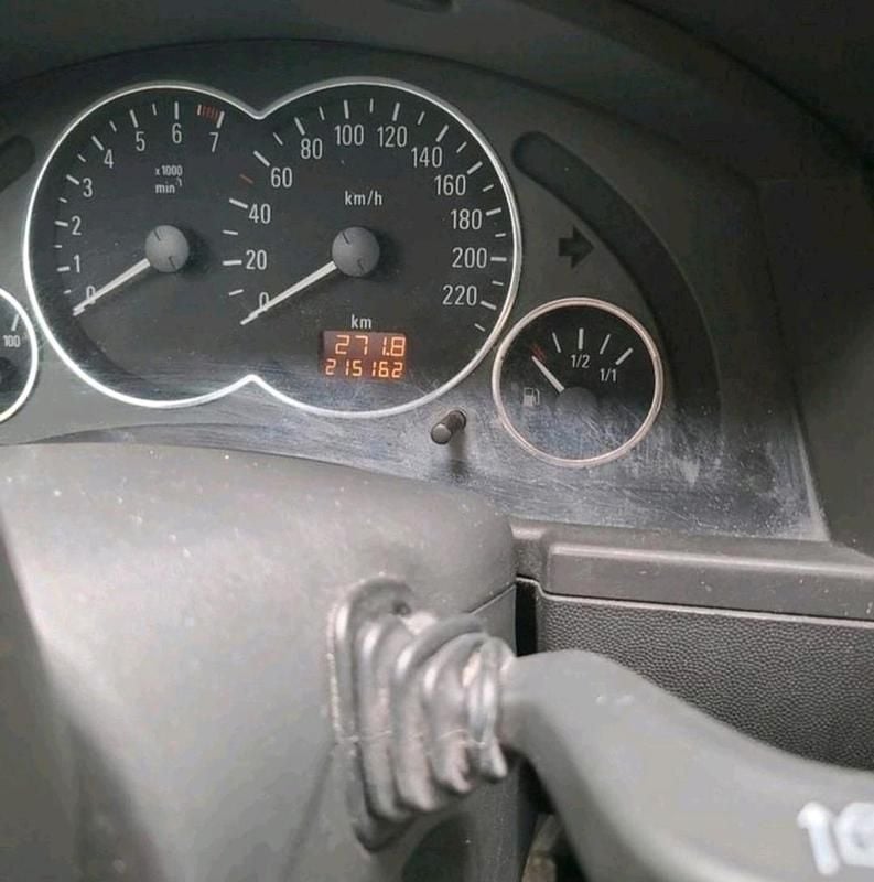 Gebraucht Opel Astra 101 PS (74 kW) 2005 Silber Van / Kleinbus