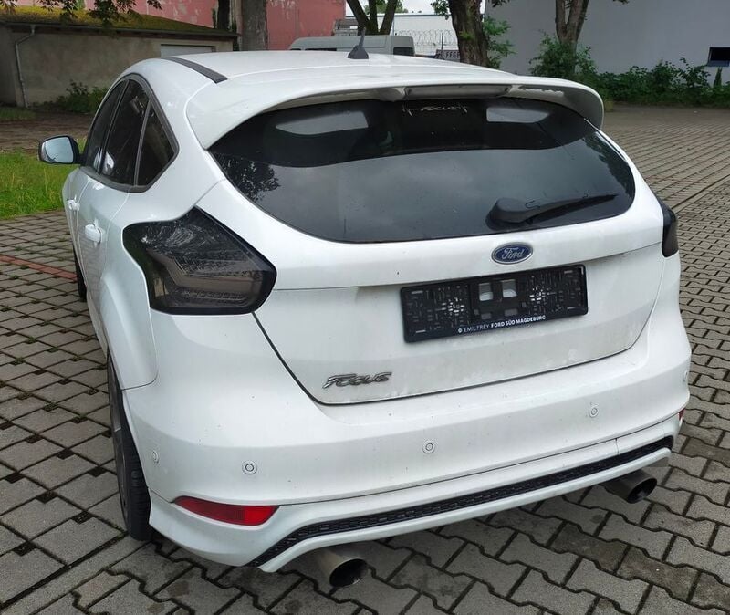 Gebraucht Ford Focus ST-Line 182 PS (133 kW) 2018 Weiß Limousine