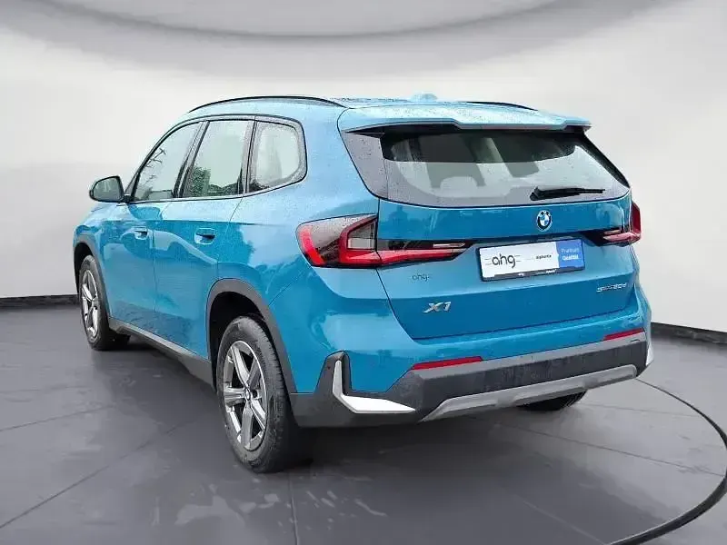 Gebraucht BMW X1 Sport Line 163 PS (119 kW) 2025 Blau SUV