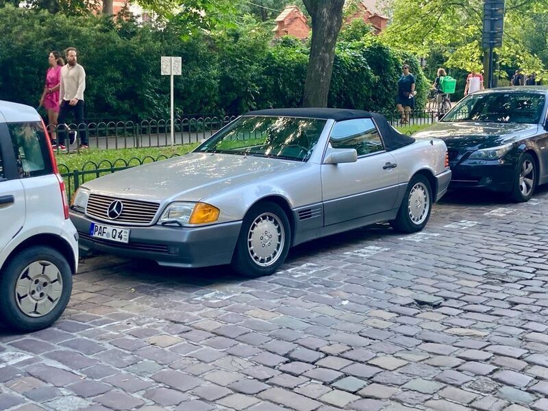 Silber Gebraucht 1990 Mercedes SL300 Cabrio | 22.900 € - Bild 1/1
