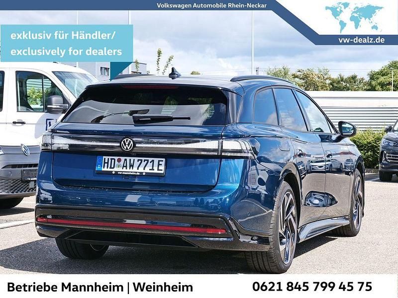 Gebraucht VW ID.7 Pro 210 kW (286 PS) 2025 Aquamarinblau metallic Kombi