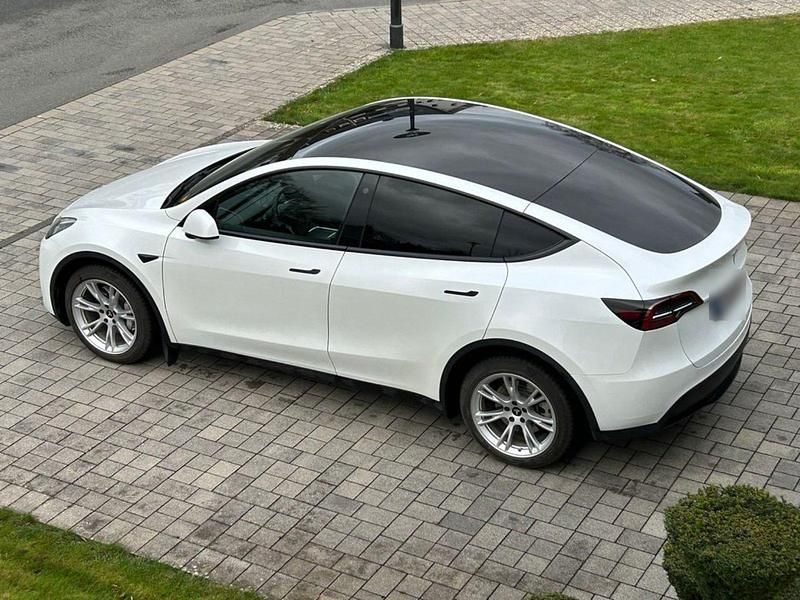 Gebraucht Tesla Model Y 378 kW (514 PS) 2023 Weiß SUV