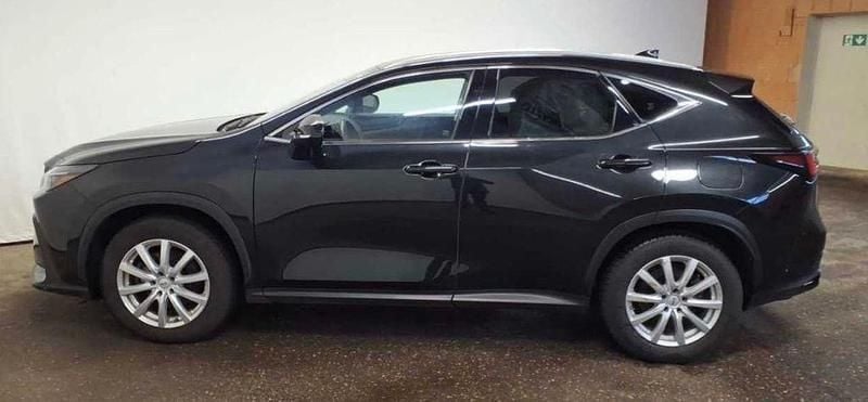 Gebraucht Lexus NX350h 190 PS (139 kW) 2022 Schwarz SUV