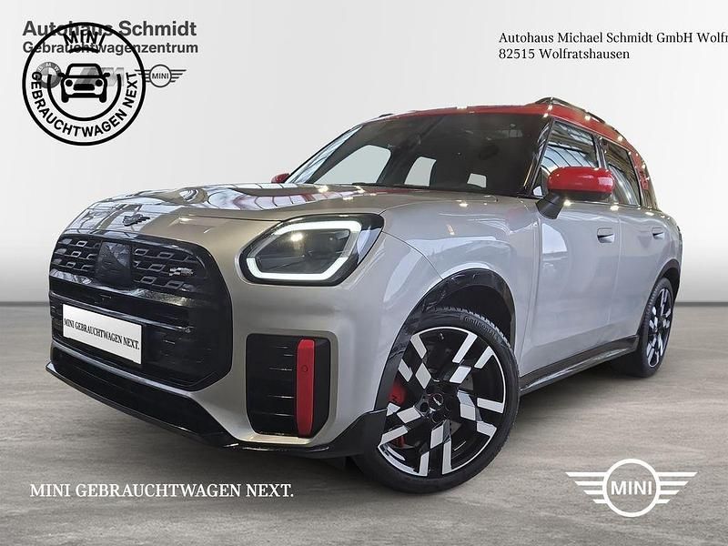 Melting silver iii (metallic) Gebraucht 2025 Mini John Cooper Works Countryman SUV | 39.990 € (Fairer Preis) - Bild 1/4