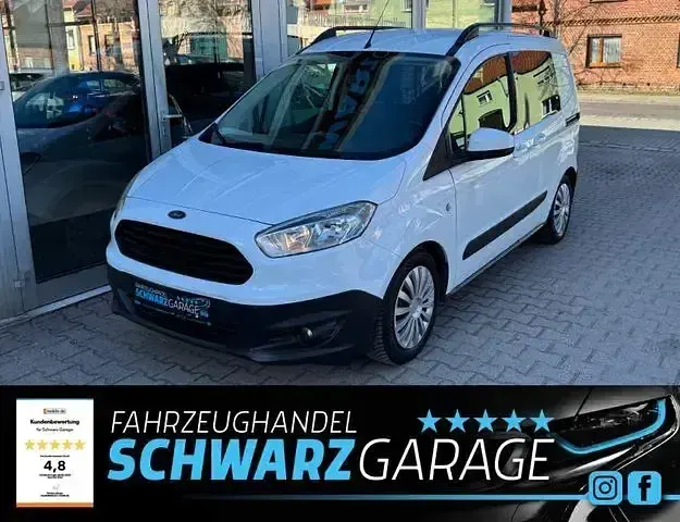 Gebraucht Ford Transit Trend 125 PS (91 kW) 2016 Frostweiß Van / Kleinbus