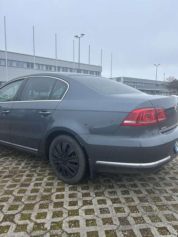 Gebraucht VW Passat Highline 211 PS (155 kW) 2011 Limousine