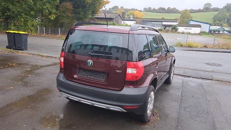 Gebraucht Skoda Yeti Easy 105 PS (77 kW) 2012 SUV