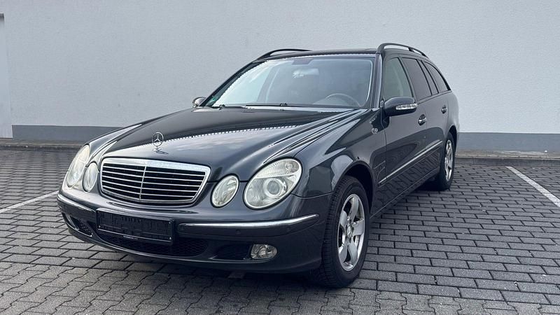 Gebraucht Mercedes E320 Elegance 224 PS (164 kW) 2003 Grau Kombi