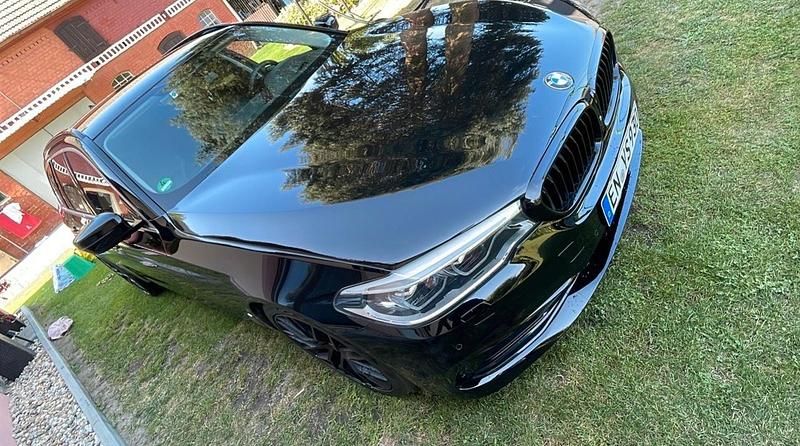 Gebraucht BMW 530 Efficient Dynamics 265 PS (194 kW) 2017 Schwarz Kombi