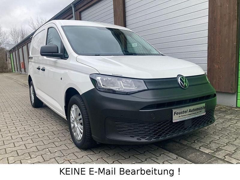 Second-hand VW Caddy 75 CP (55 kW) 2022 Alb Monovolum