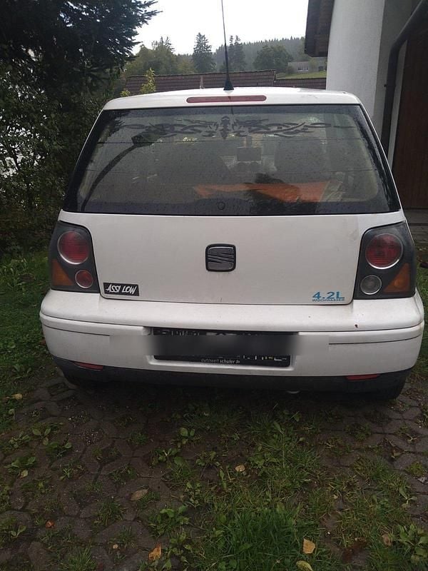 Weiß Gebraucht 2004 Seat Arosa Kleinwagen | 800 € (Fairer Preis) - Bild 1/3