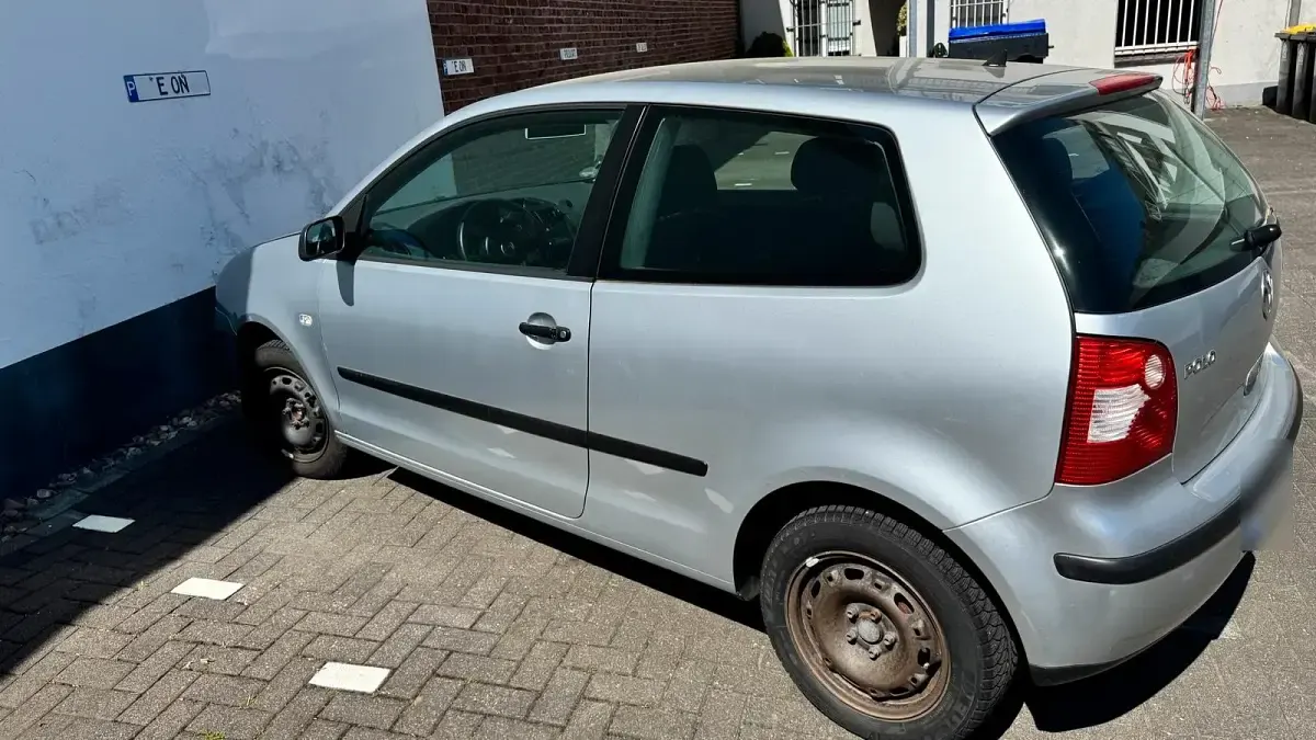 Używany VW Polo 64 KM (47 kW) 2003 Srebrny Hatchback