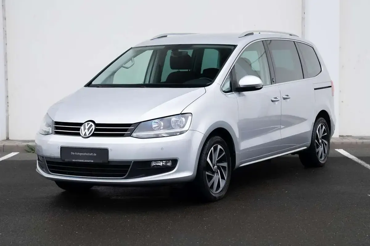Gebraucht VW Sharan Sound 150 PS (110 kW) 2017 Reflexsilber metallic Van / Kleinbus