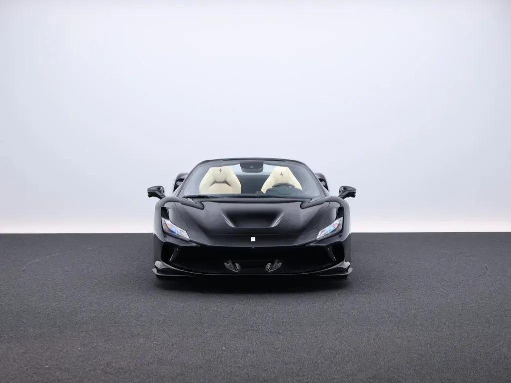 Gebraucht Ferrari F8 721 PS (530 kW) 2021 Schwarz Cabrio
