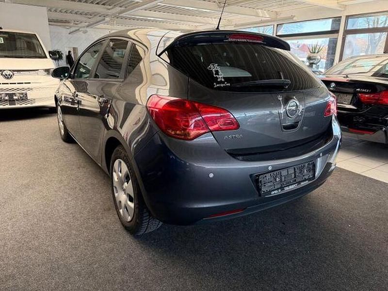 Gebraucht Opel Astra Edition 87 PS (63 kW) 2010 Grau Limousine