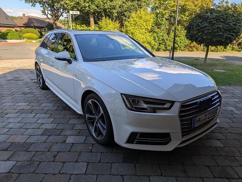 Weiß Gebraucht 2018 Audi A4 Sport Kombi | 22.000 € (Fairer Preis) - Bild 1/4