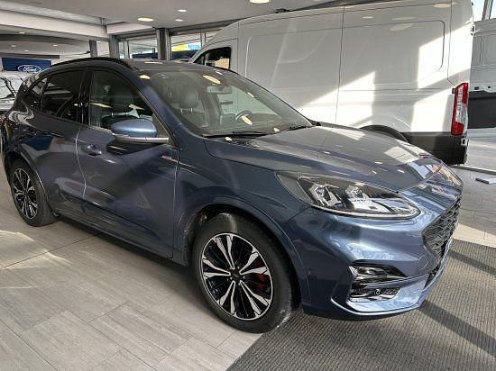 Gebraucht Ford Kuga ST-Line X 223 PS (164 kW) 2022 Chromablau metallic (metallic) SUV