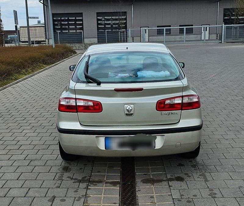 Gebraucht Renault Laguna II Expression 107 PS (78 kW) 2004 Gelb Limousine
