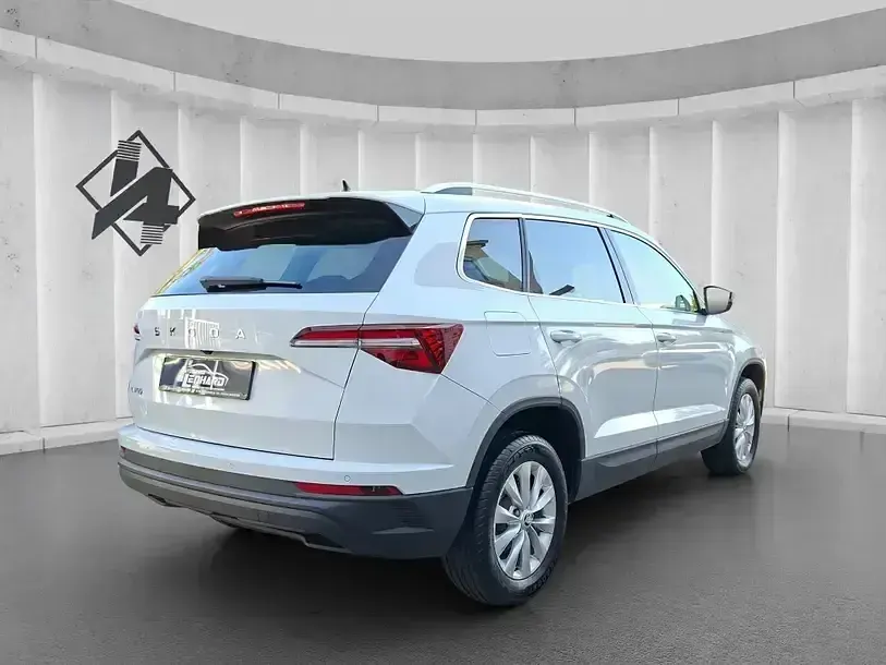 Occasion Skoda Karoq 150 ch (110 kW) 2024 Blanc SUV