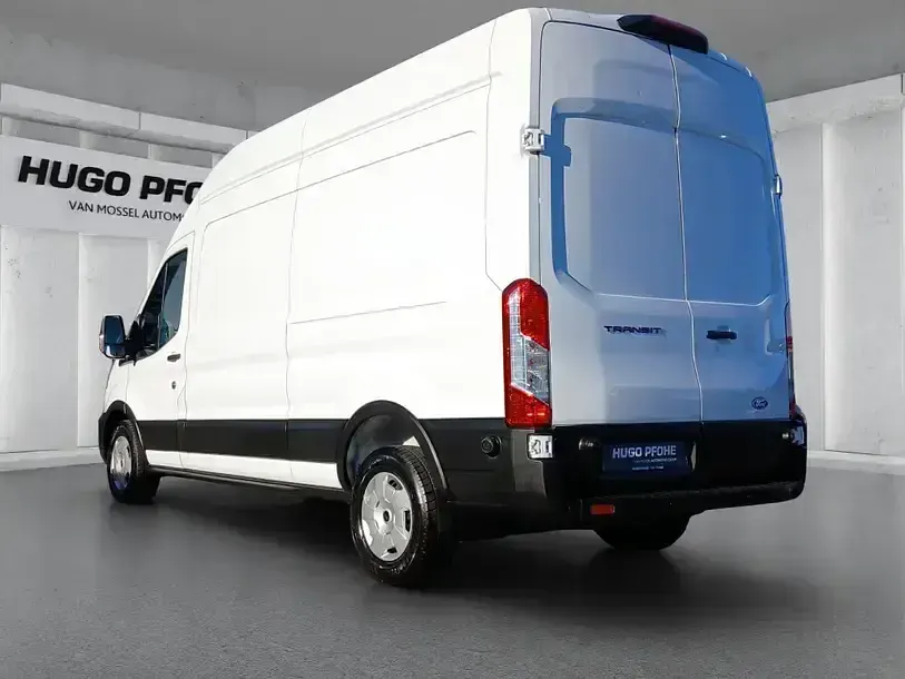 Używany Ford Transit Trend 131 KM (96 kW) 2025 Biały Sedan/Limuzyna