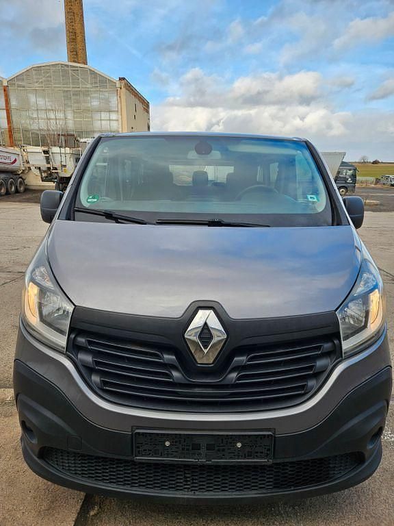 Gebraucht Renault Trafic 145 PS (106 kW) 2015 Grau Van / Kleinbus