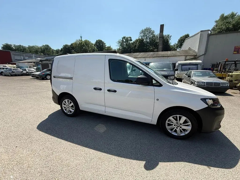 Gebraucht VW Caddy 122 PS (89 kW) 2022 Weiß Van / Kleinbus