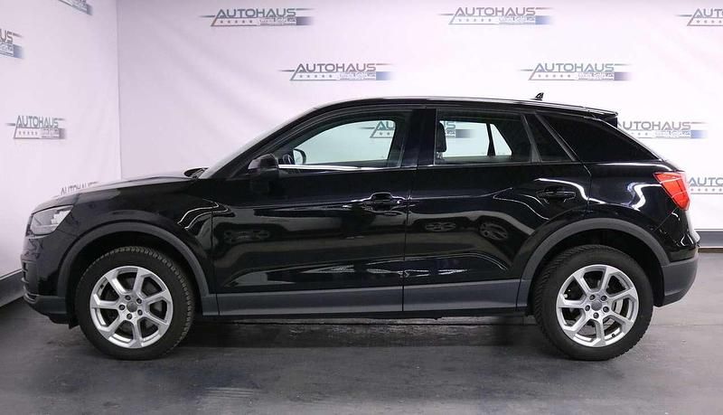 Gebraucht Audi Q2 116 PS (85 kW) 2018 Mythosschwarz metallic SUV