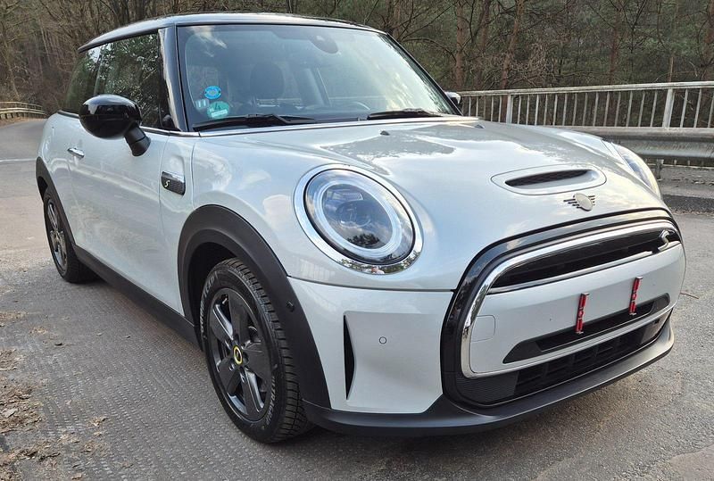 Gebraucht Mini Cooper SE Classic 135 kW (184 PS) 2022 Grau Kleinwagen