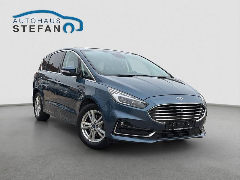 Gebraucht Ford S-MAX Titanium 150 PS (110 kW) 2020 Blau Van / Kleinbus