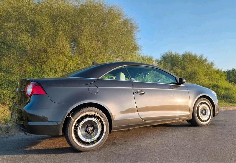 Gebraucht VW Eos 200 PS (147 kW) 2009 Andere farben Cabrio