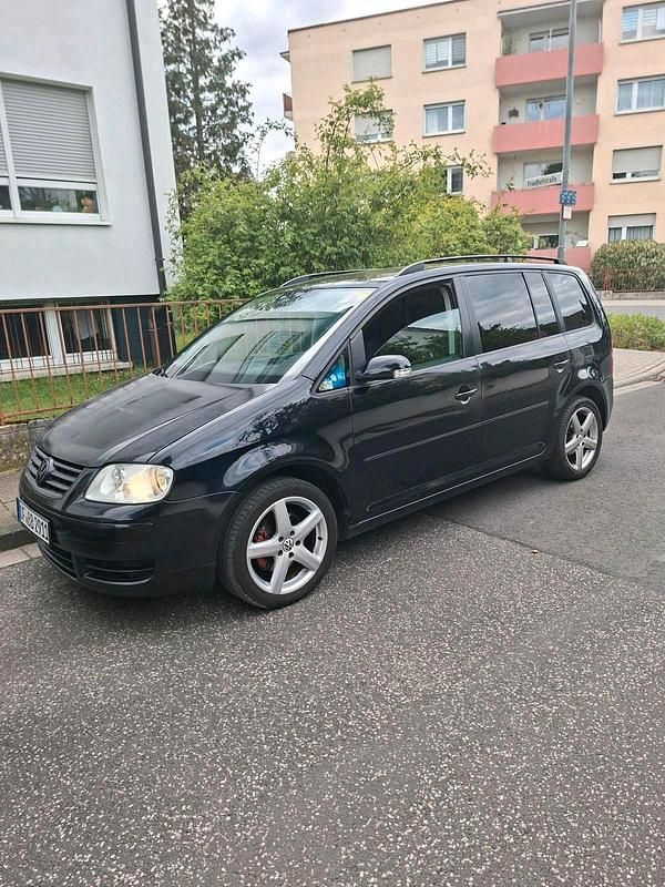 Gebraucht VW Touran 105 PS (77 kW) 2006 Schwarz Van / Kleinbus