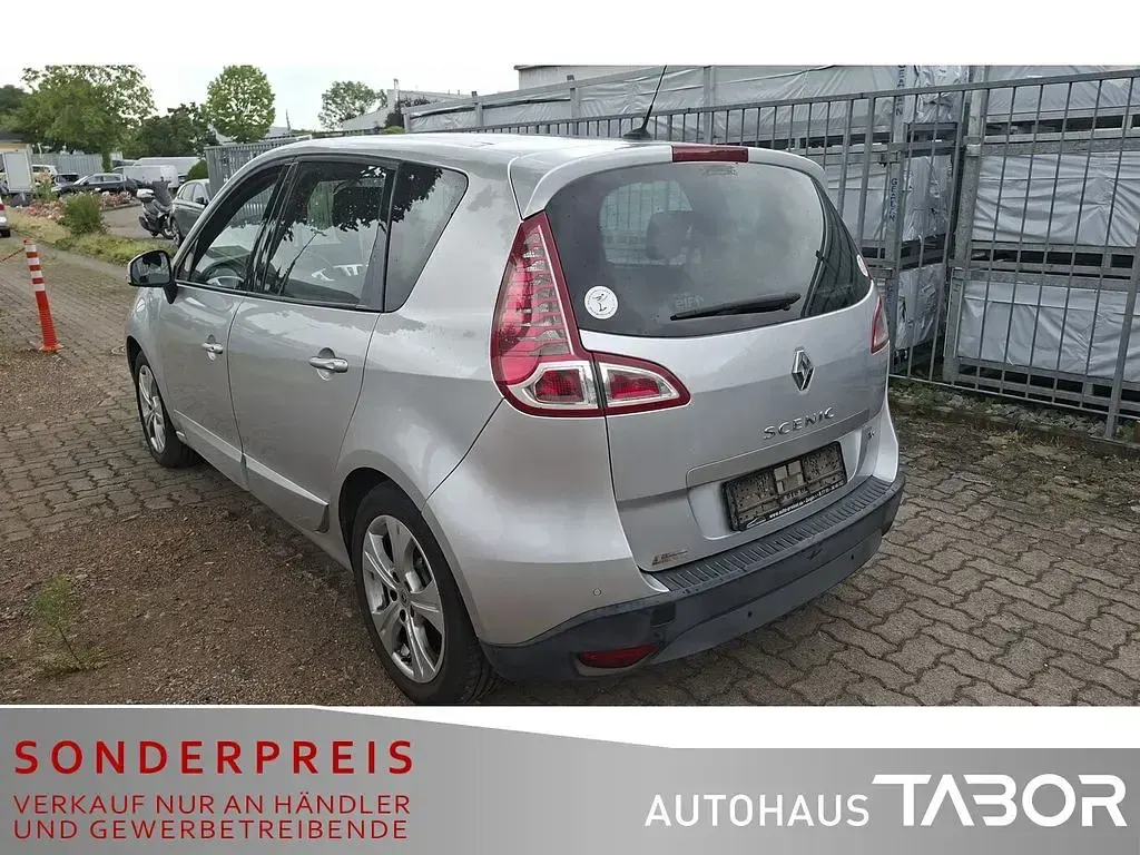 Gebraucht Renault Scénic III Dynamique 131 PS (96 kW) 2010 Unbekannt Van / Kleinbus