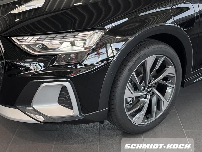 Gebraucht Audi A3 e-tron Comfort 204 PS (150 kW) 2025 Mythosschwarz (schwarz) Kleinwagen