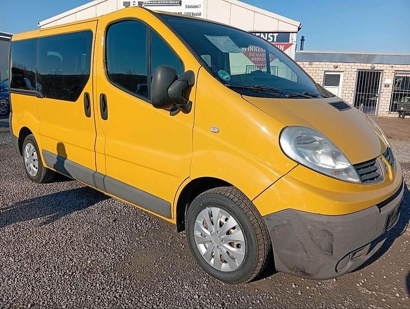 Gebraucht Renault Trafic 145 PS (106 kW) 2007 Gelb Van / Kleinbus