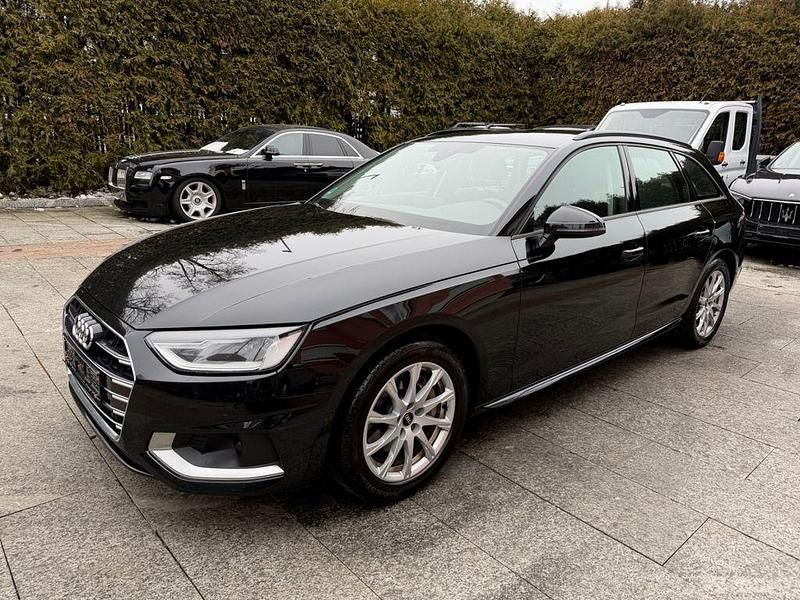 Gebraucht Audi A4 Sport 204 PS (150 kW) 2022 Schwarz Kombi