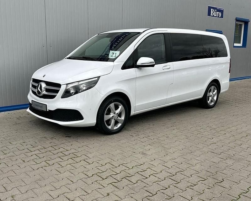 Gebraucht Mercedes V220 163 PS (119 kW) 2020 9147 arktikweiss mb 9147 Van / Kleinbus
