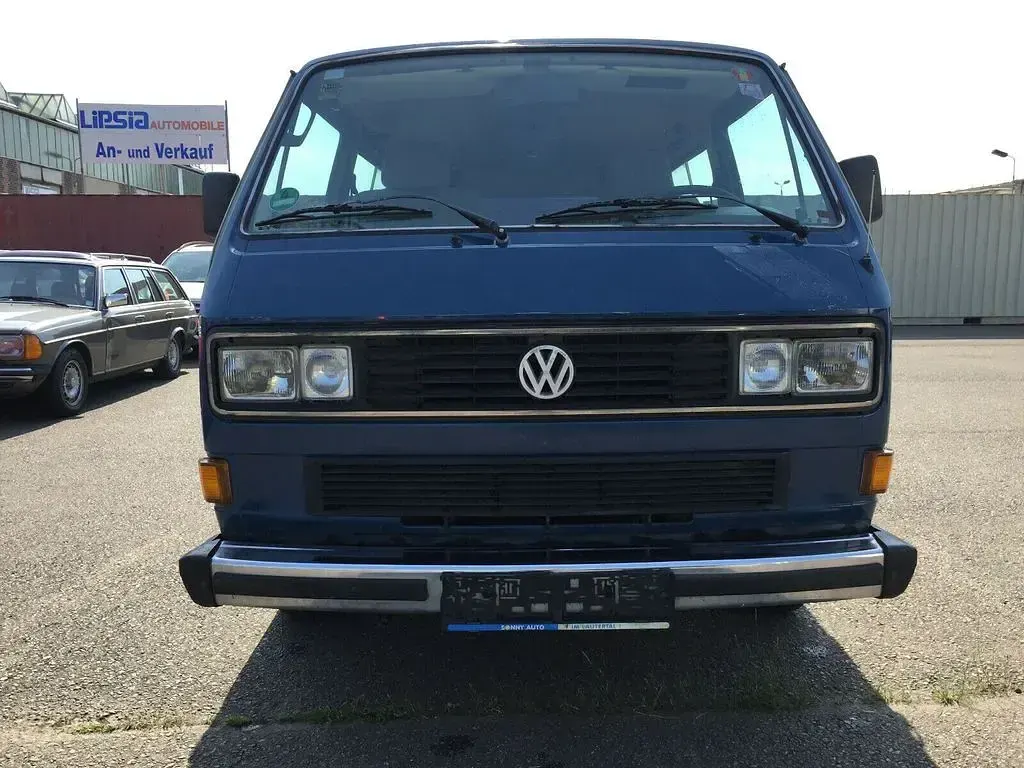 Occasion VW Multivan 95 ch (69 kW) 1988 Bleue Monospace