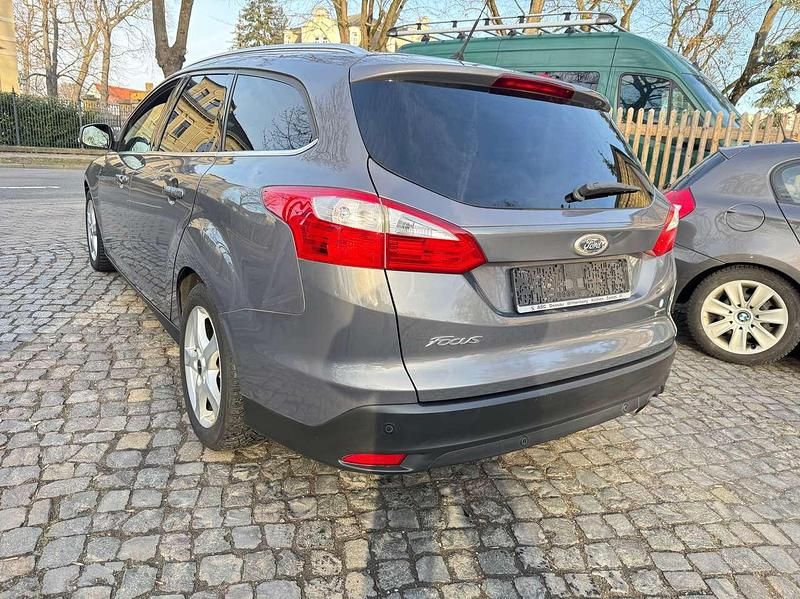 Gebraucht Ford Focus 150 PS (110 kW) 2011 Braun Kombi